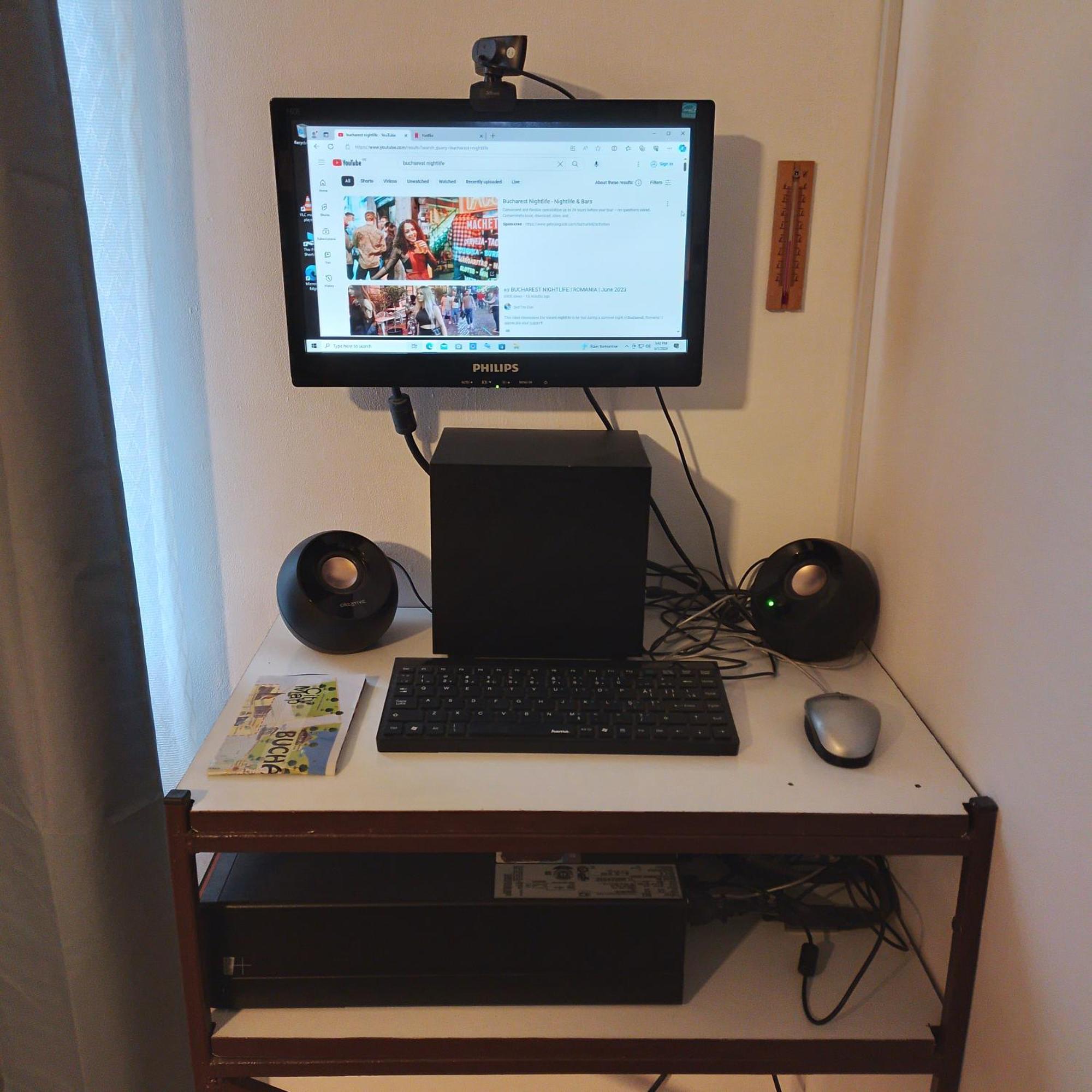Mic Dormitor Informativ Turistic Apartment Букурещ Екстериор снимка